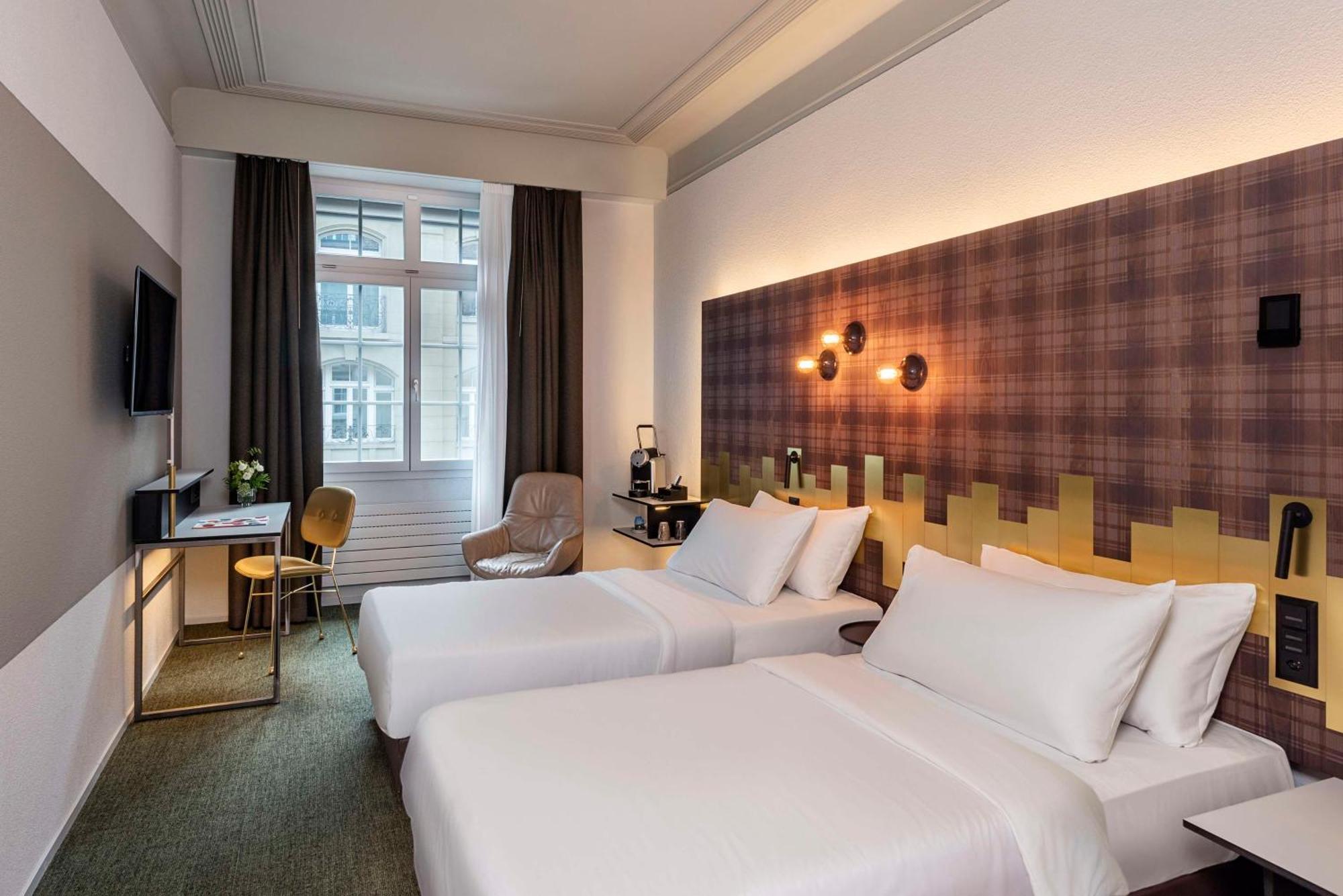 Nh The Bristol Hotel